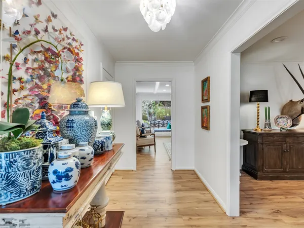 $705,000 | 7727 Meadowvale Drive, Houston, TX 77063