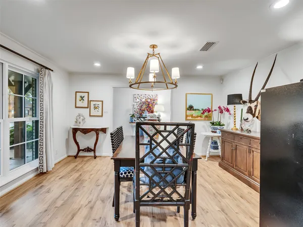 $705,000 | 7727 Meadowvale Drive, Houston, TX 77063