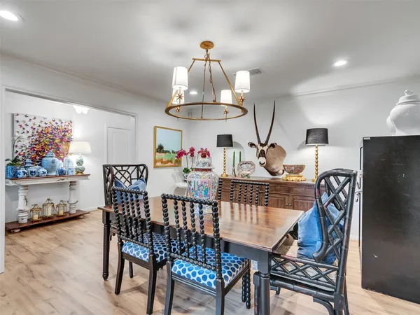 $705,000 | 7727 Meadowvale Drive, Houston, TX 77063