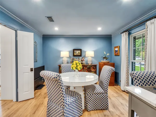 $705,000 | 7727 Meadowvale Drive, Houston, TX 77063