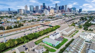 2712 St Emanuel Street Houston, TX 77004 - Photo 3 of 26