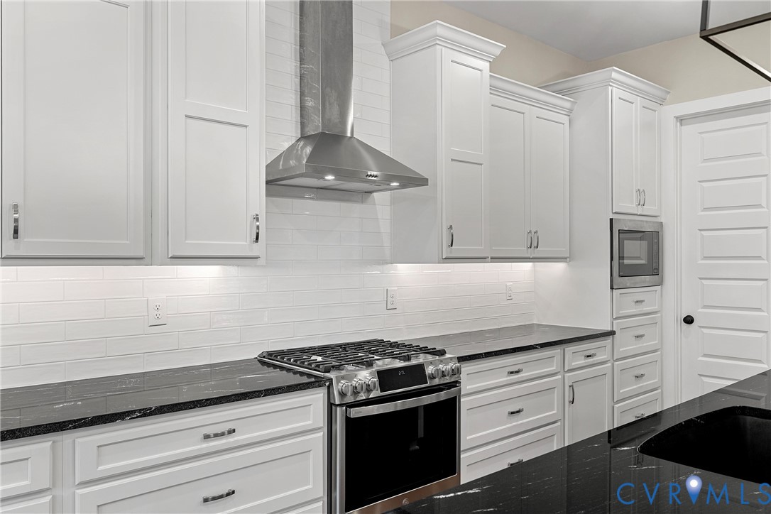 1697 Smokey Trail Road Maidens, VA 23102 - Photo 9 of 79