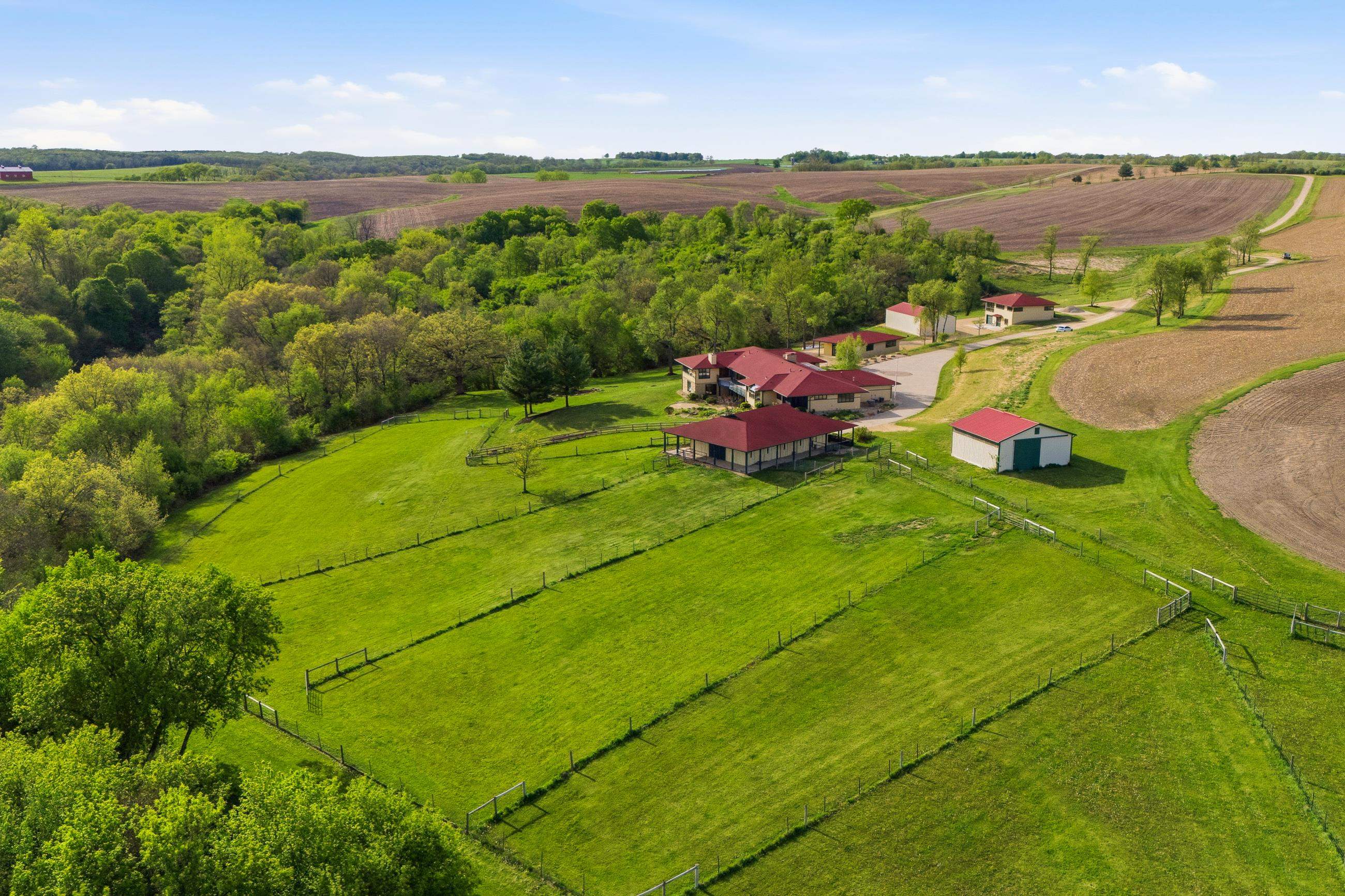 1049 Miller Road Mineral Point, WI 53565 - Photo 75 of 90