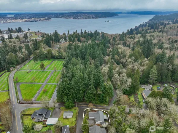 $585,000 | 3130 Southeast Horstman Road, Port Orchard, WA 98366