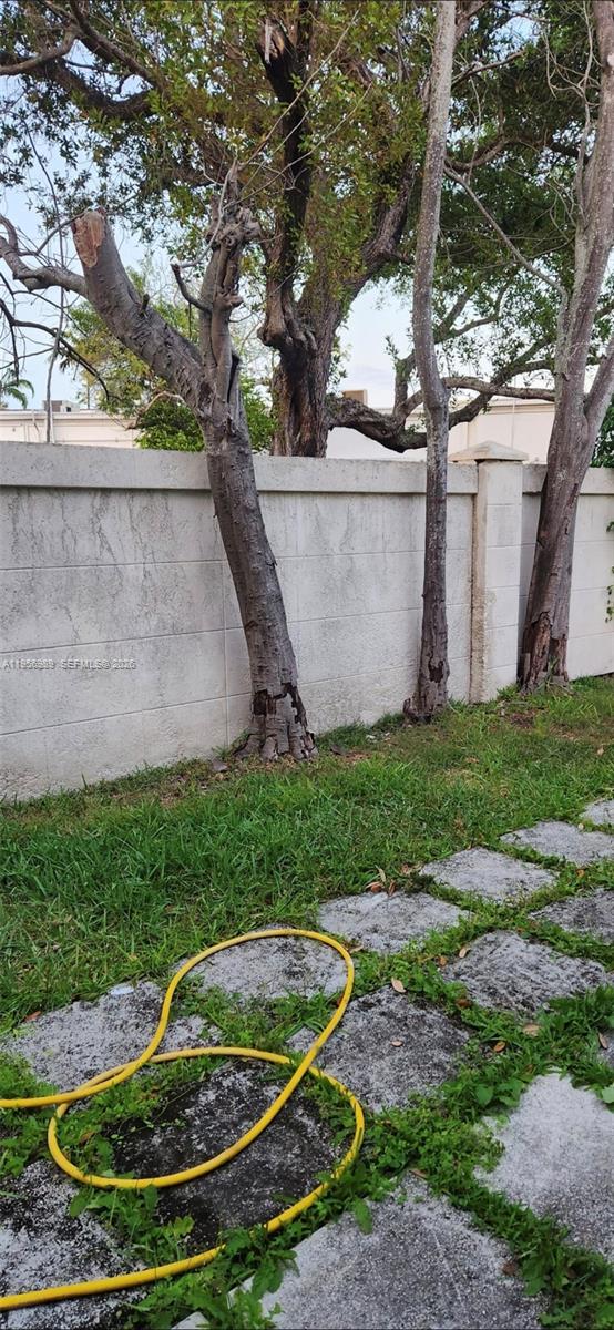 16817 Southwest 90th Street, Unit 1 Miami, FL 33196 - Photo 29 of 32