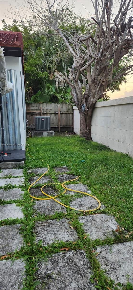 16817 Southwest 90th Street, Unit 1 Miami, FL 33196 - Photo 30 of 32