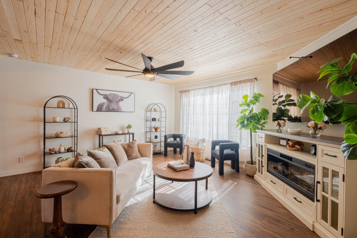 19112 Marjorie Road Salinas, CA 93907 - Photo 6 of 42