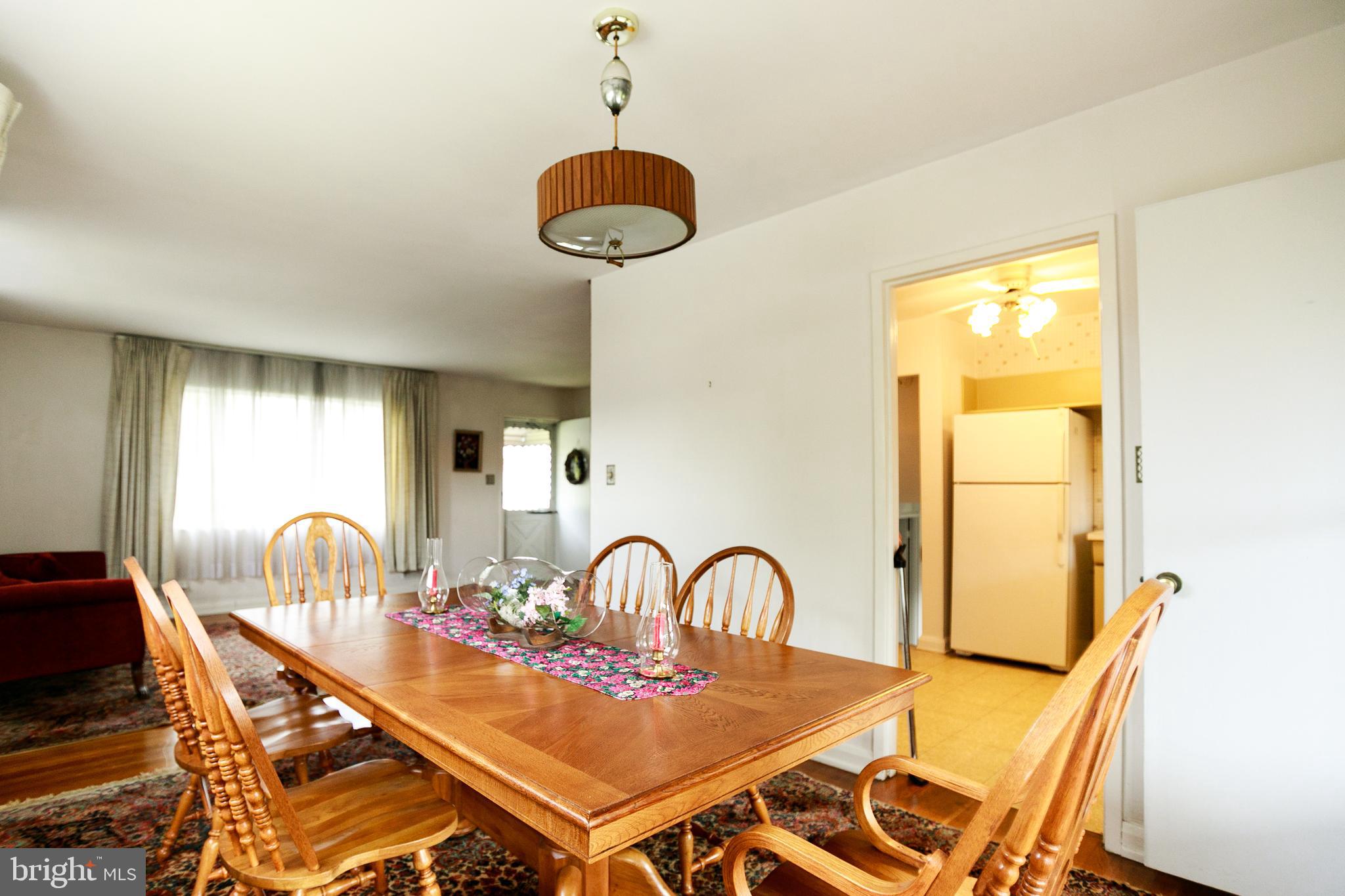 901 Prestwood Road Baltimore, MD 21228 - Photo 11 of 37