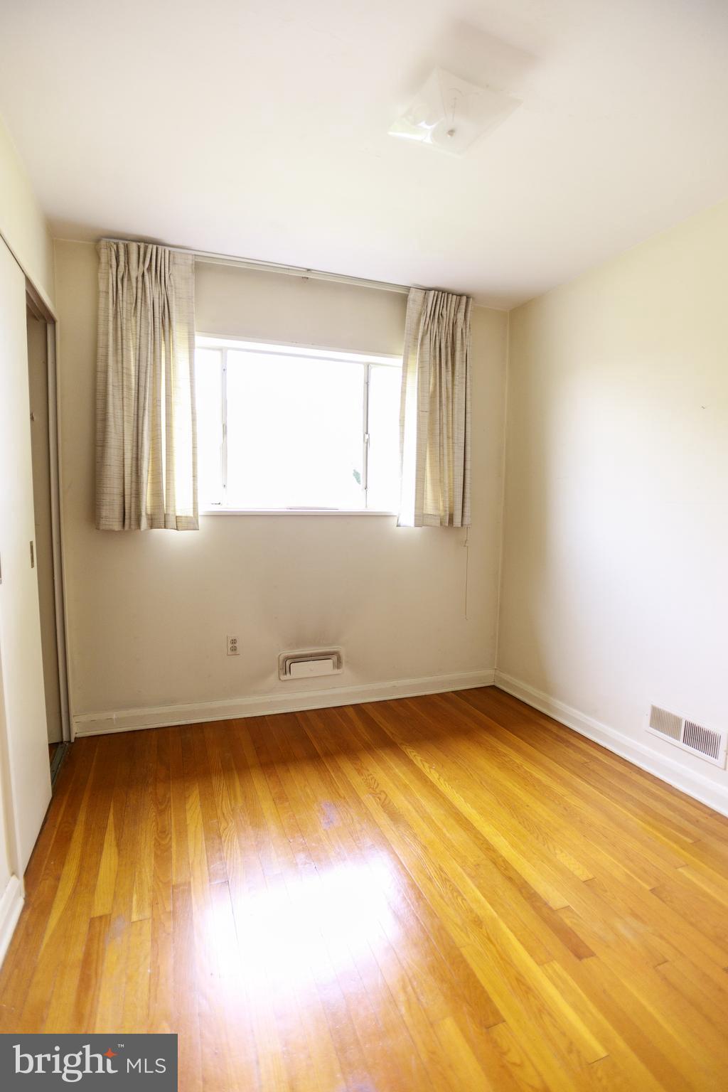 901 Prestwood Road Baltimore, MD 21228 - Photo 19 of 37