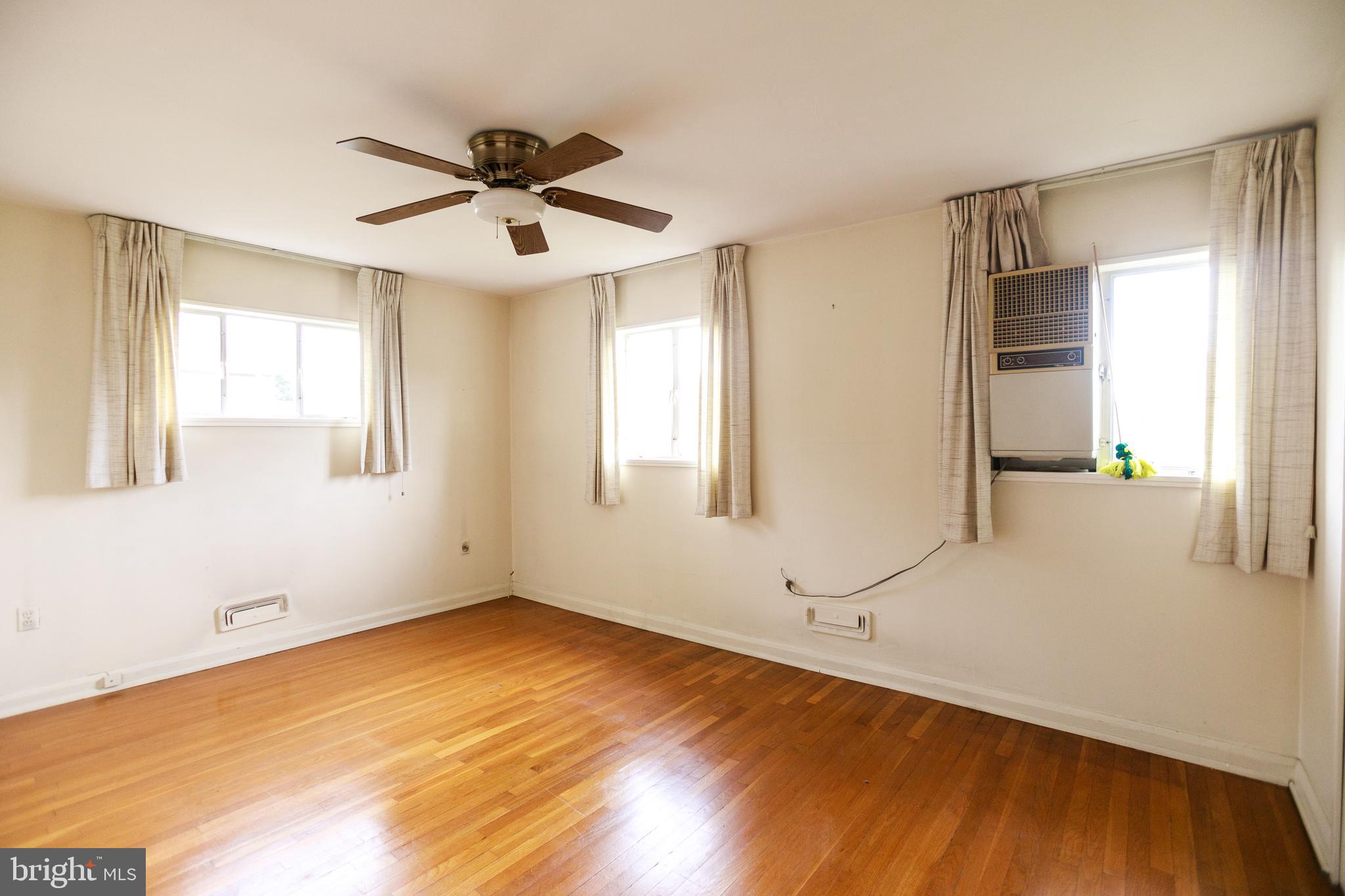 901 Prestwood Road Baltimore, MD 21228 - Photo 20 of 37