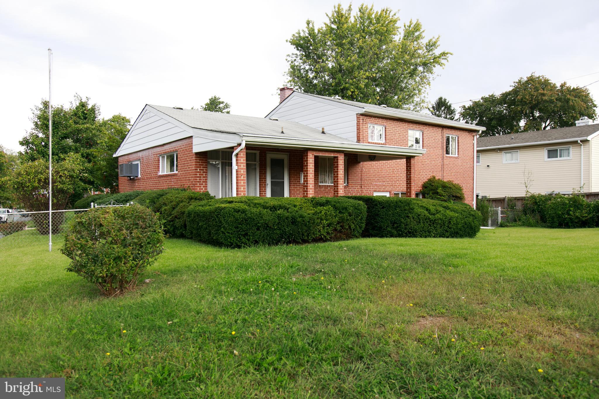 901 Prestwood Road Baltimore, MD 21228 - Photo 4 of 37