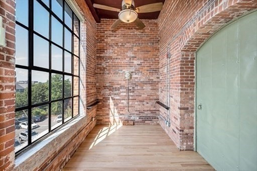 491 Dutton Street, Unit 409 Lowell, MA 01854 - Photo 12 of 37