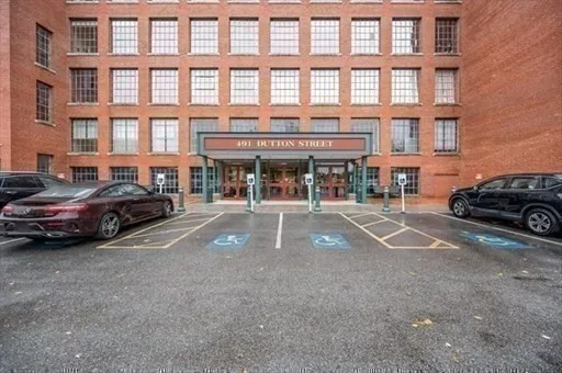$397,000 | 491 Dutton Street, Unit 409, Lowell, MA 01854