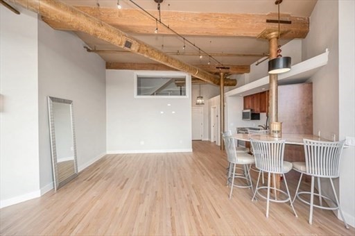 491 Dutton Street, Unit 409 Lowell, MA 01854 - Photo 10 of 37