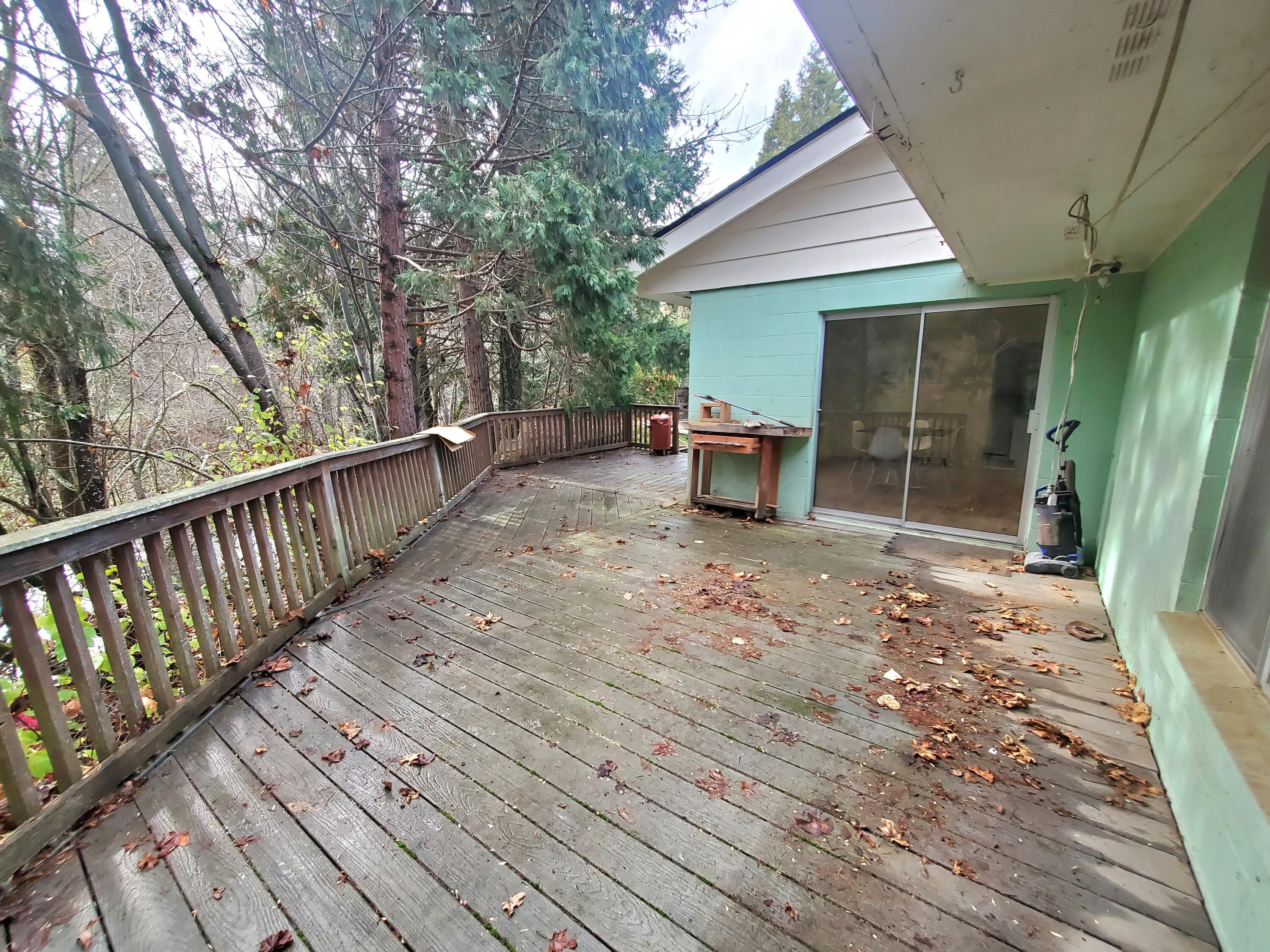 395 East Fork Road Williams, OR 97544 - Photo 34 of 59 20231204_120602