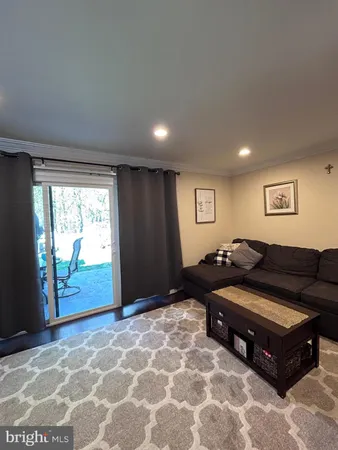 $3,000 | 10 Devon Court, Robbinsville, NJ 08691