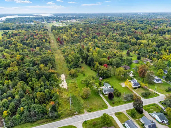 $90,000 | 3605 Ravenswood Road, Marysville, MI 48040