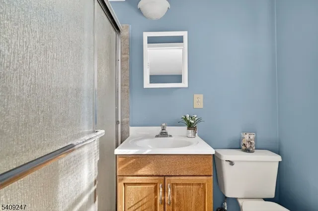 $699,000 | 141 Terhune Lane, Hillsborough, NJ 08844