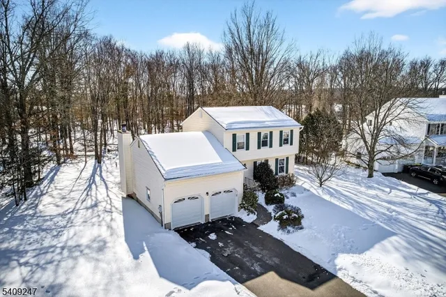 $699,000 | 141 Terhune Lane, Hillsborough, NJ 08844