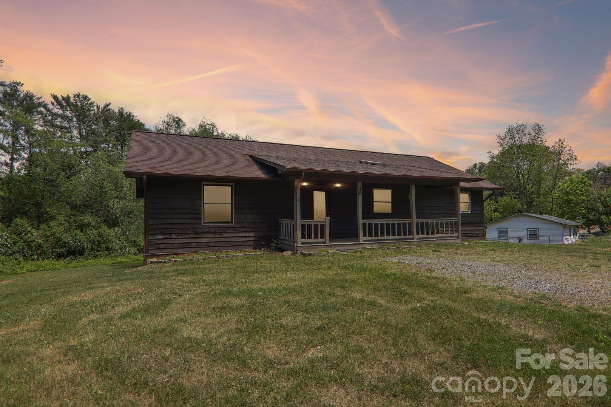 48 Chambers View Drive Clyde, NC 28721 - Photo 10 of 48 Gallery Image 10