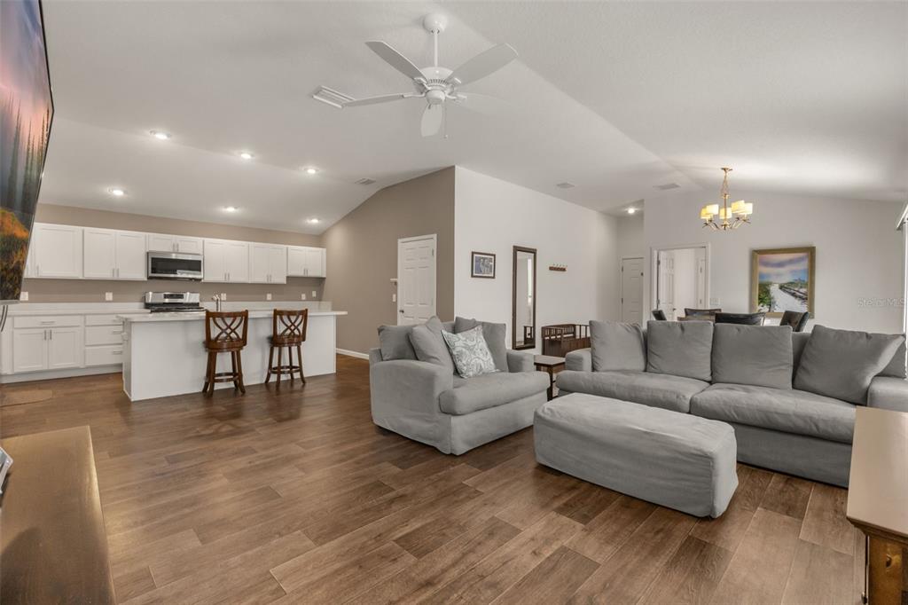 1930 Rhett Road The Villages, FL 34762 - Photo 8 of 42 Gallery Image 8