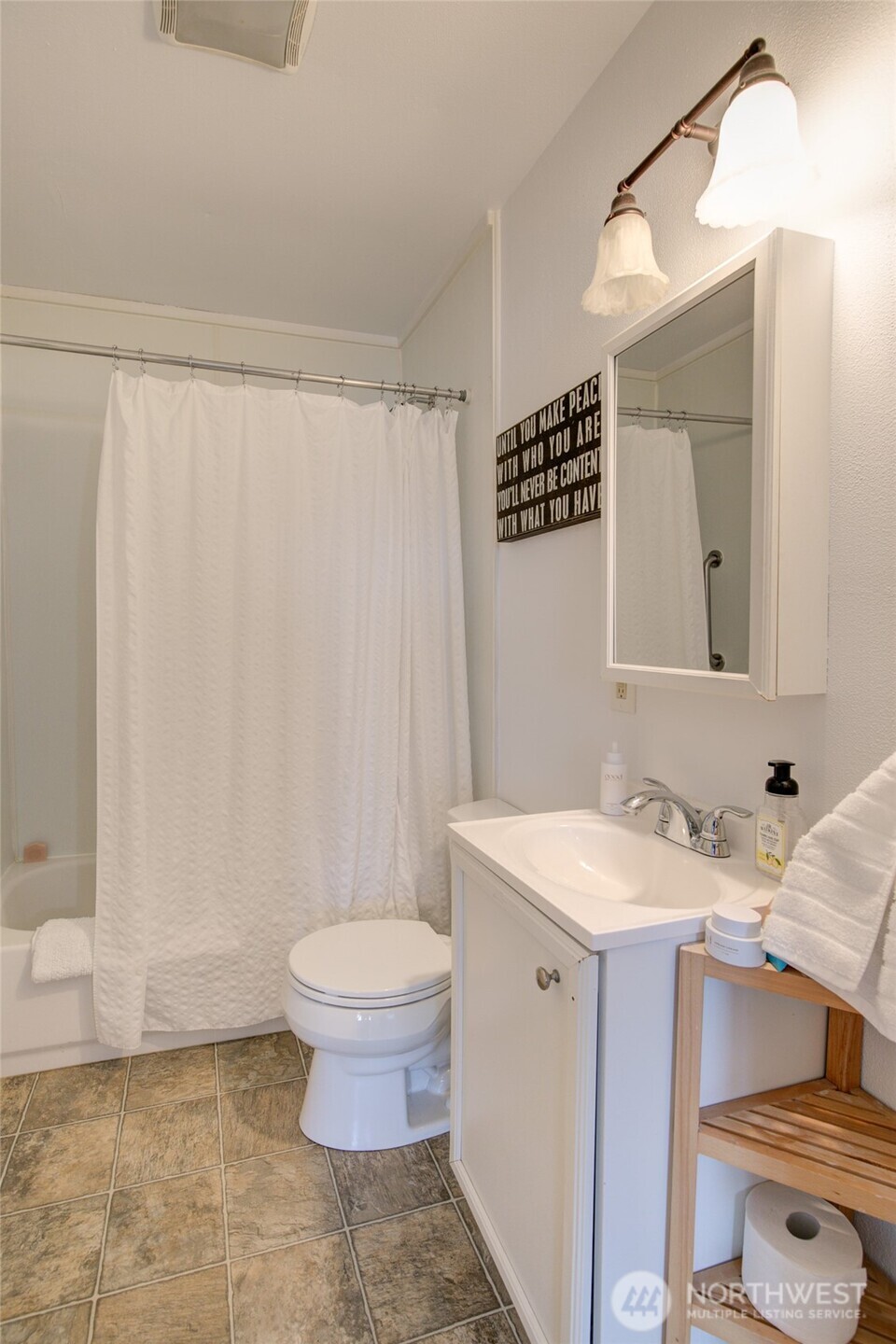 201 East 3rd Street Aberdeen, WA 98520 - Photo 18 of 35