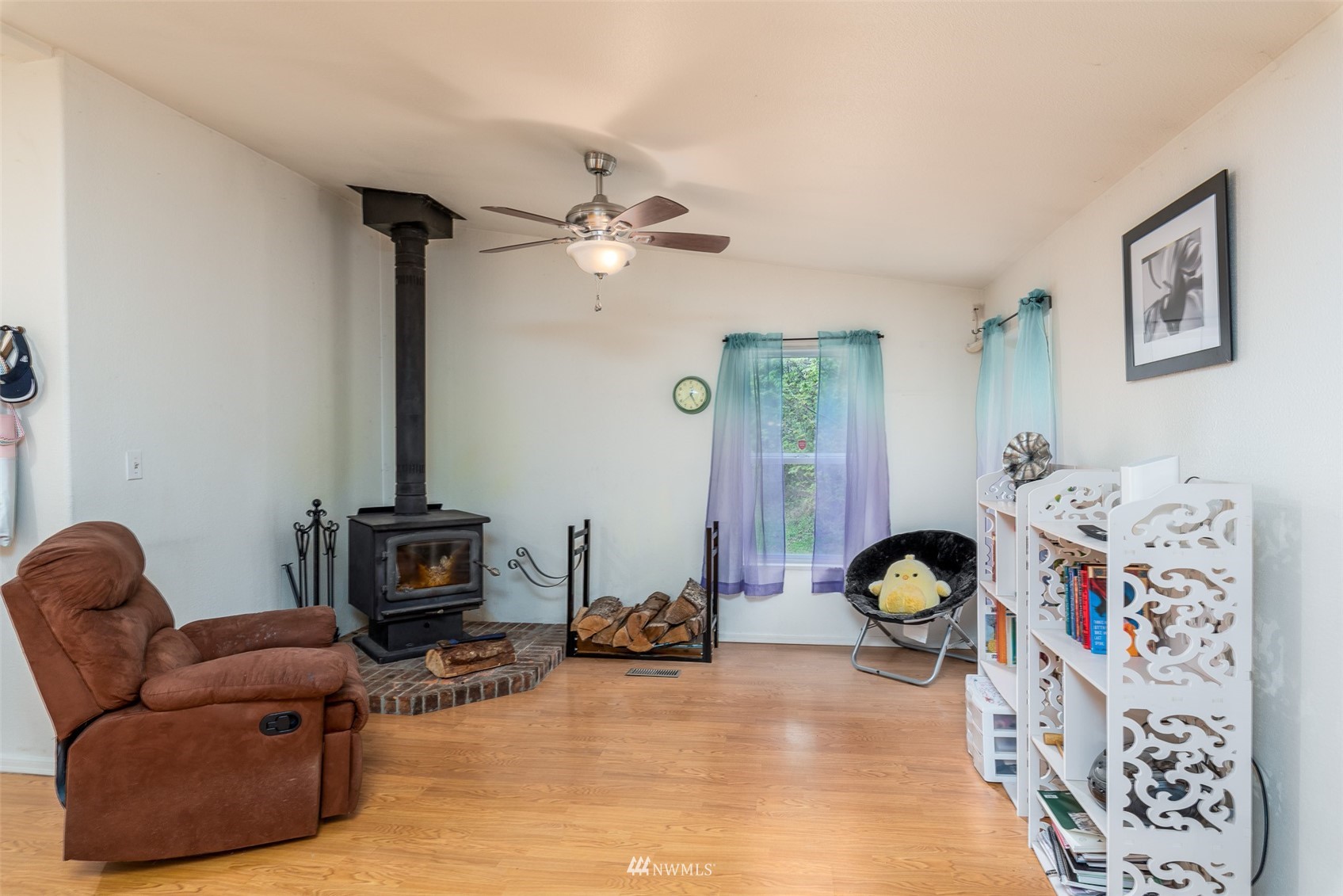 7770 Kendall Road Maple Falls, WA 98266 - Photo 11 of 36 Gallery Image 11