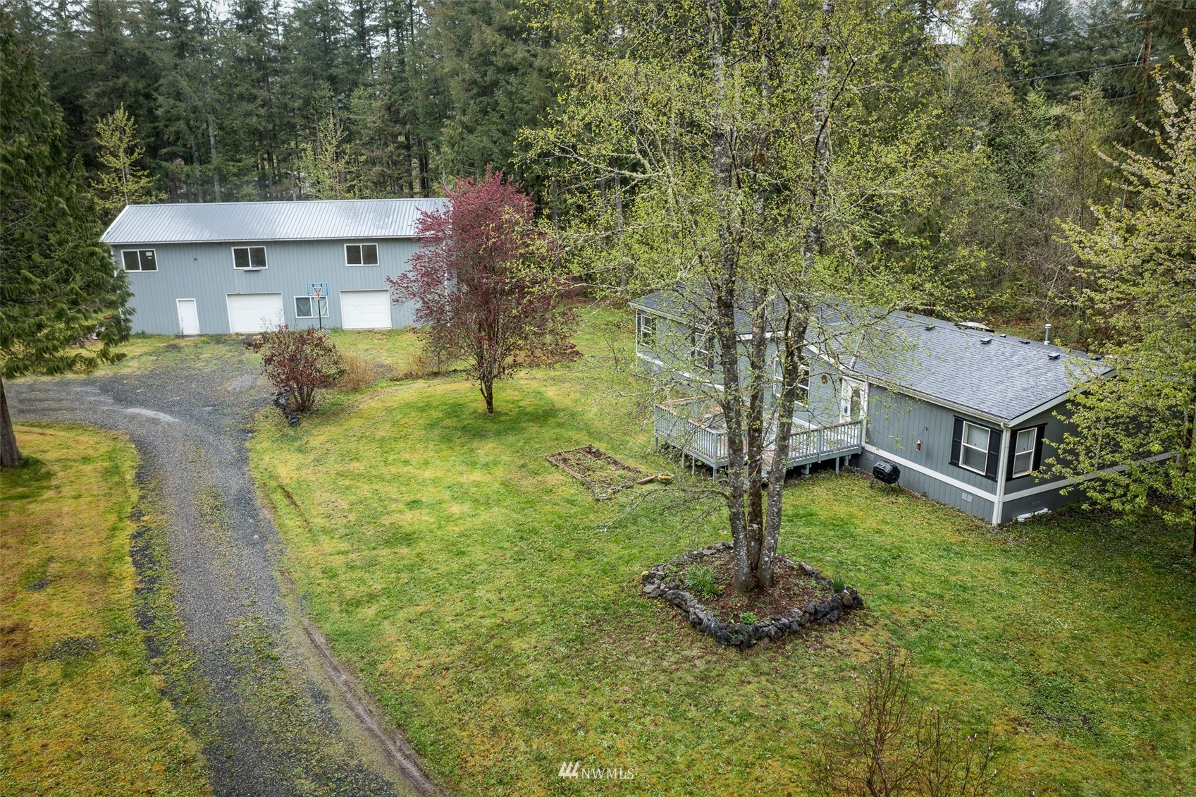 7770 Kendall Road Maple Falls, WA 98266 - Photo 2 of 36 Gallery Image 2