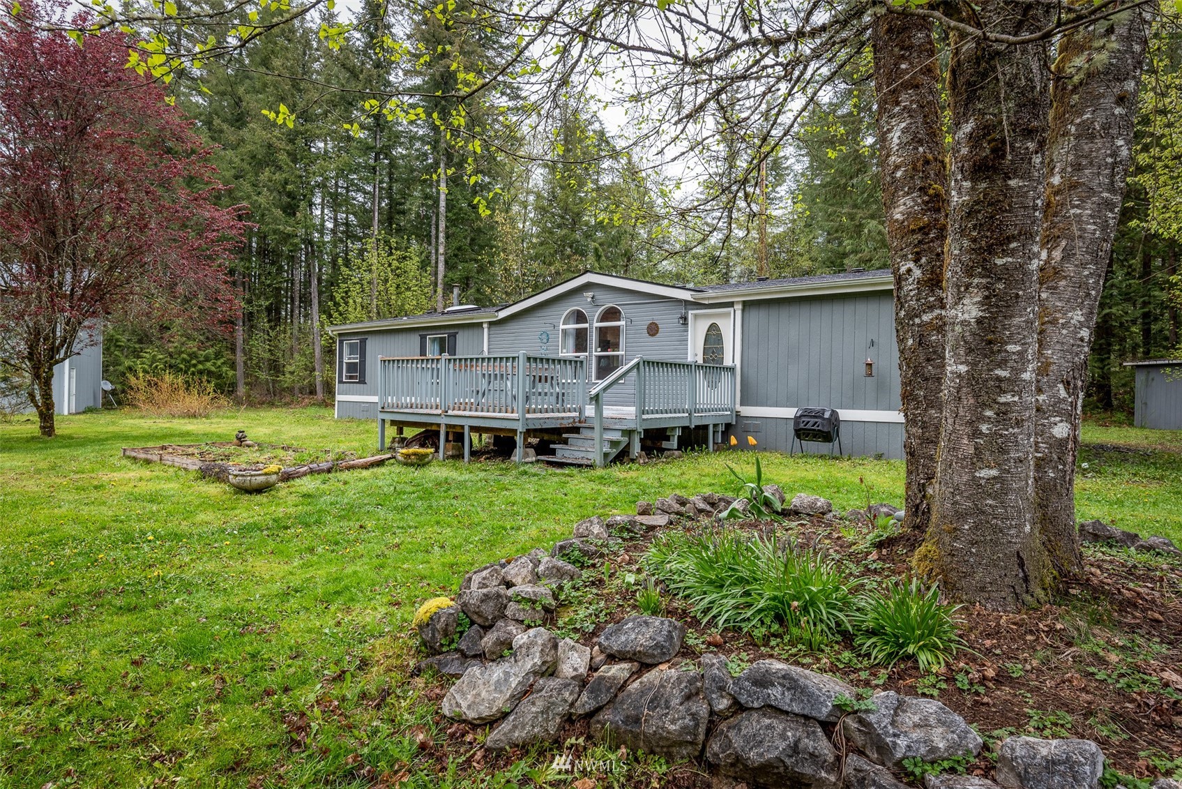 7770 Kendall Road Maple Falls, WA 98266 - Photo 29 of 36 Gallery Image 29