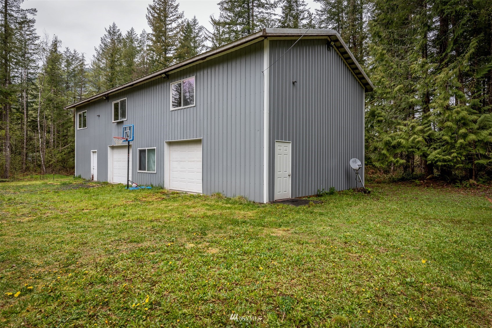 7770 Kendall Road Maple Falls, WA 98266 - Photo 34 of 36 Gallery Image 34