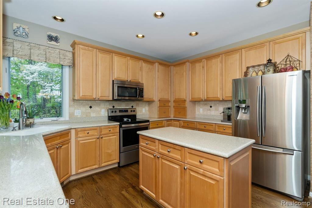 1177 Chesapeake Rochester Hills, MI 48307 - Photo 22 of 63
