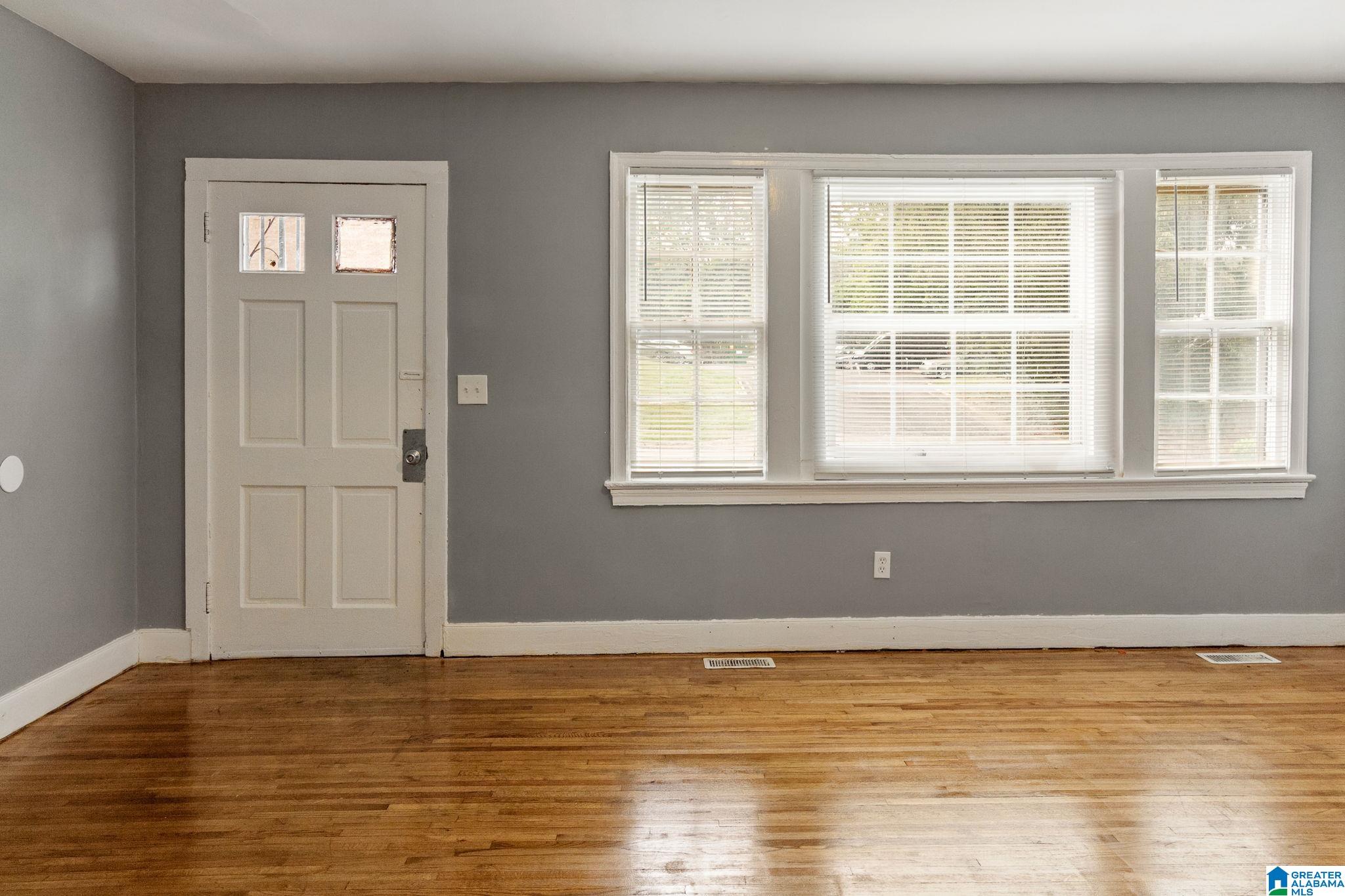 1468 Pike Road Birmingham, AL 35218 - Photo 7 of 30 Gallery Image 7