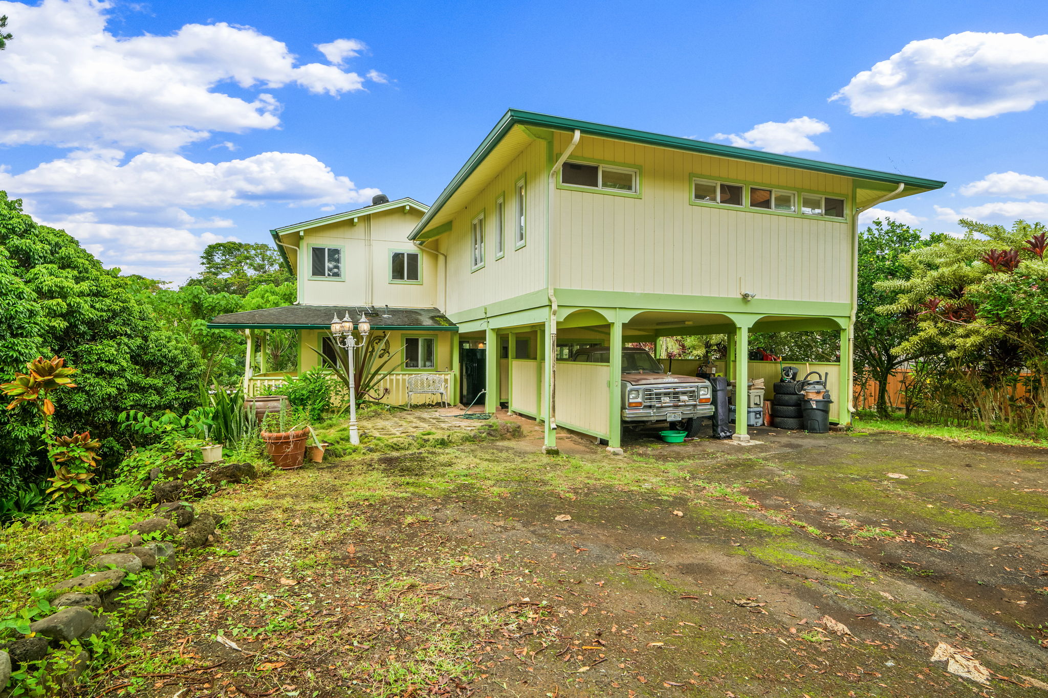 6271 Opaekaa Road Kapaa, HI 96746 - Photo 2 of 24
