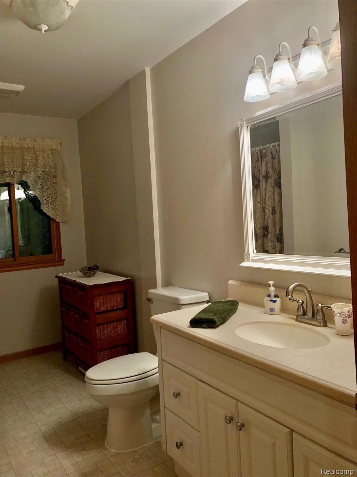 4373 Phillips Road Metamora, MI 48455 - Photo 52 of 73 IMG_1171.jpg