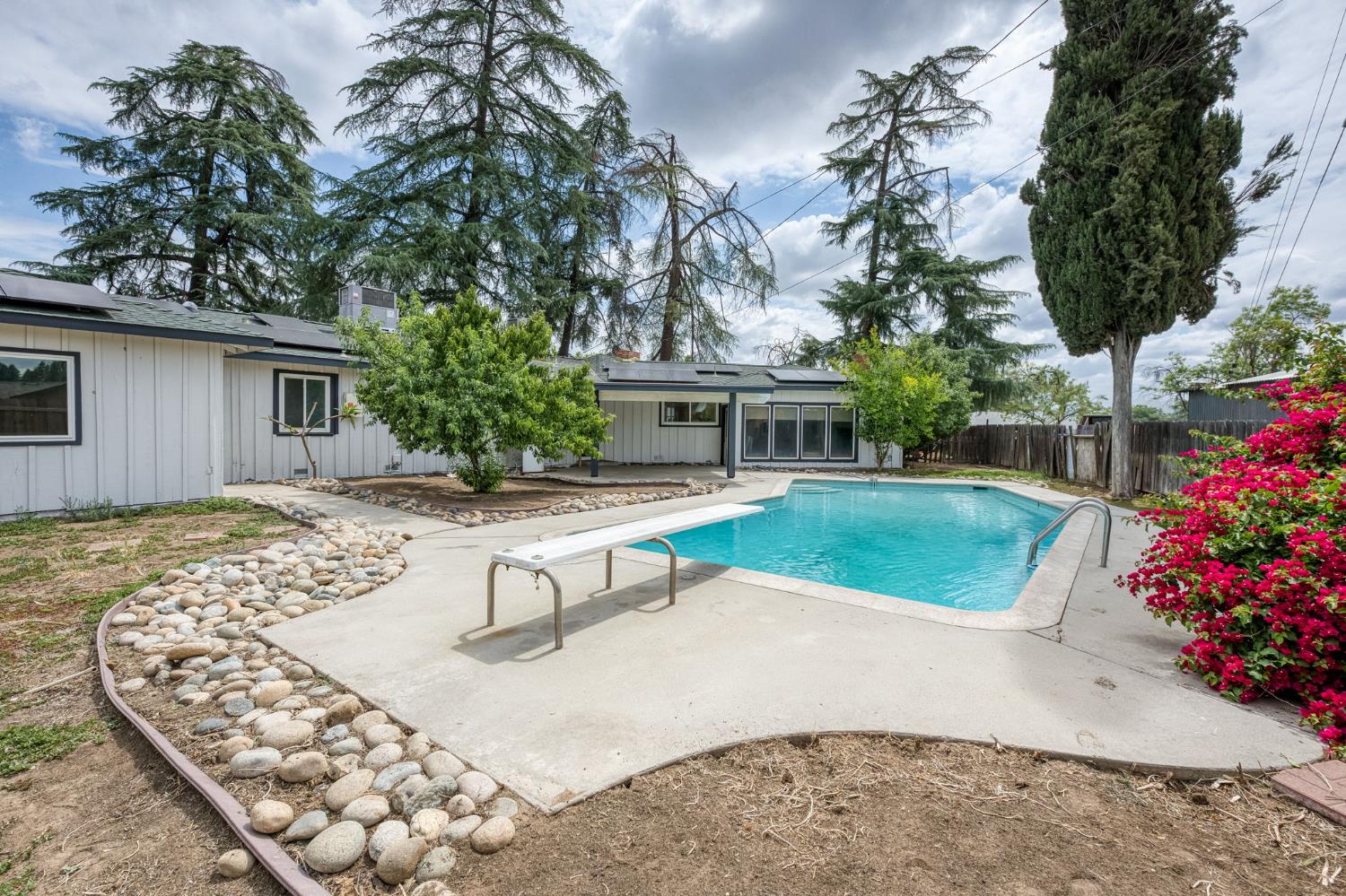 4205 Ralph Lane North Fresno, CA 93727 - Photo 51 of 59