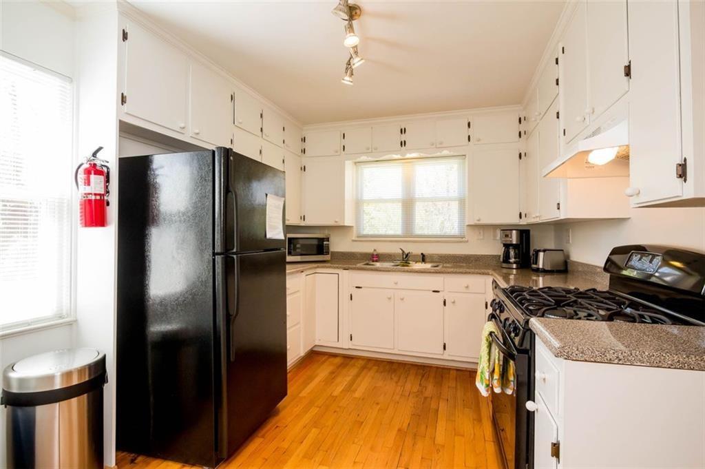 1536 Beech Valley Way Northeast Atlanta, GA 30306 - Photo 13 of 21