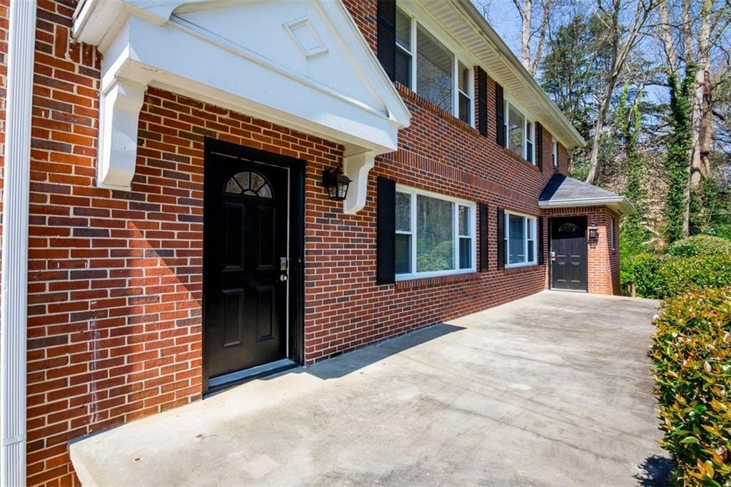 1536 Beech Valley Way Northeast Atlanta, GA 30306 - Photo 3 of 21