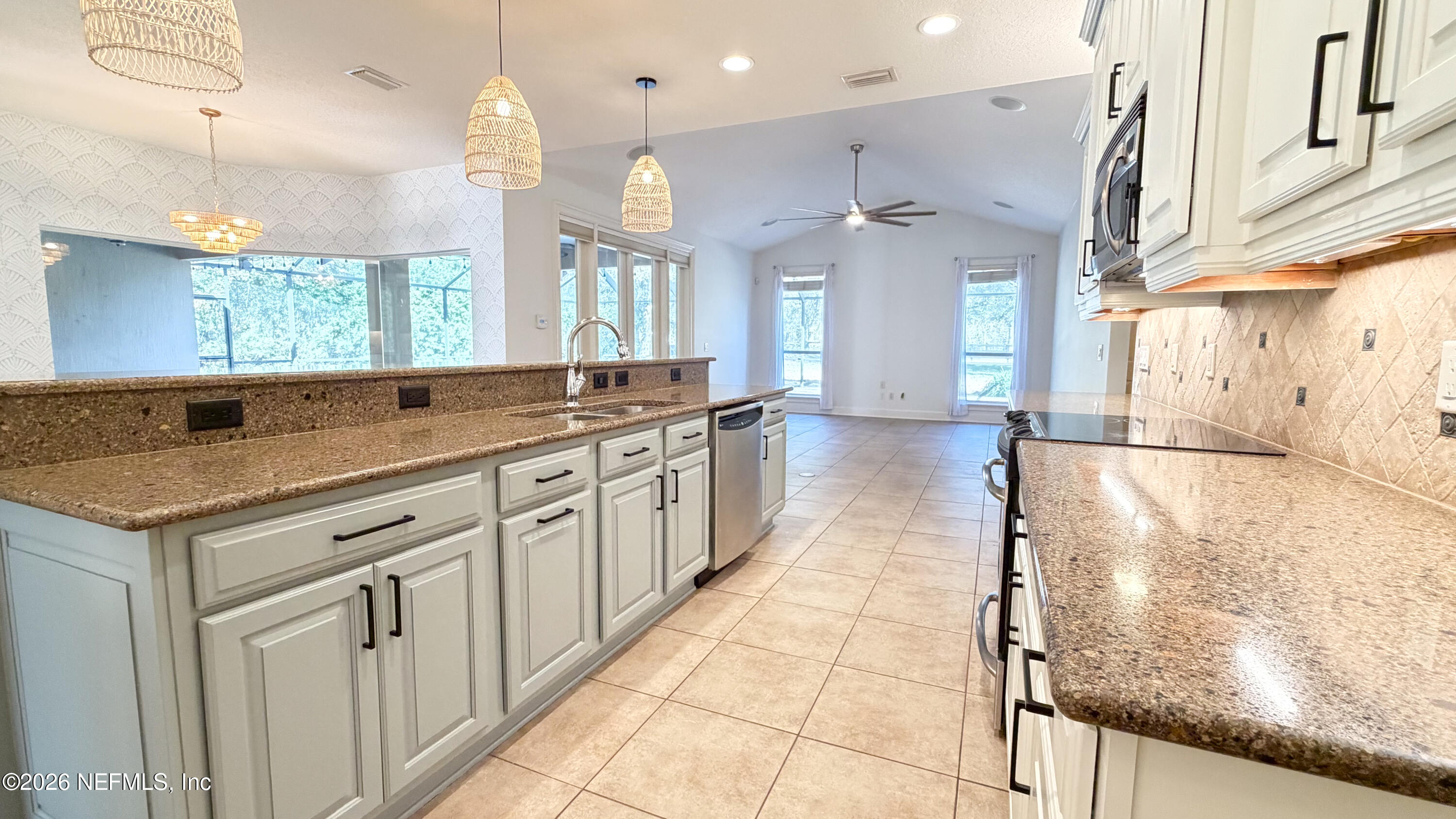 226 Towers Ranch Drive St. Augustine, FL 32092 - Photo 11 of 41 Kitchen