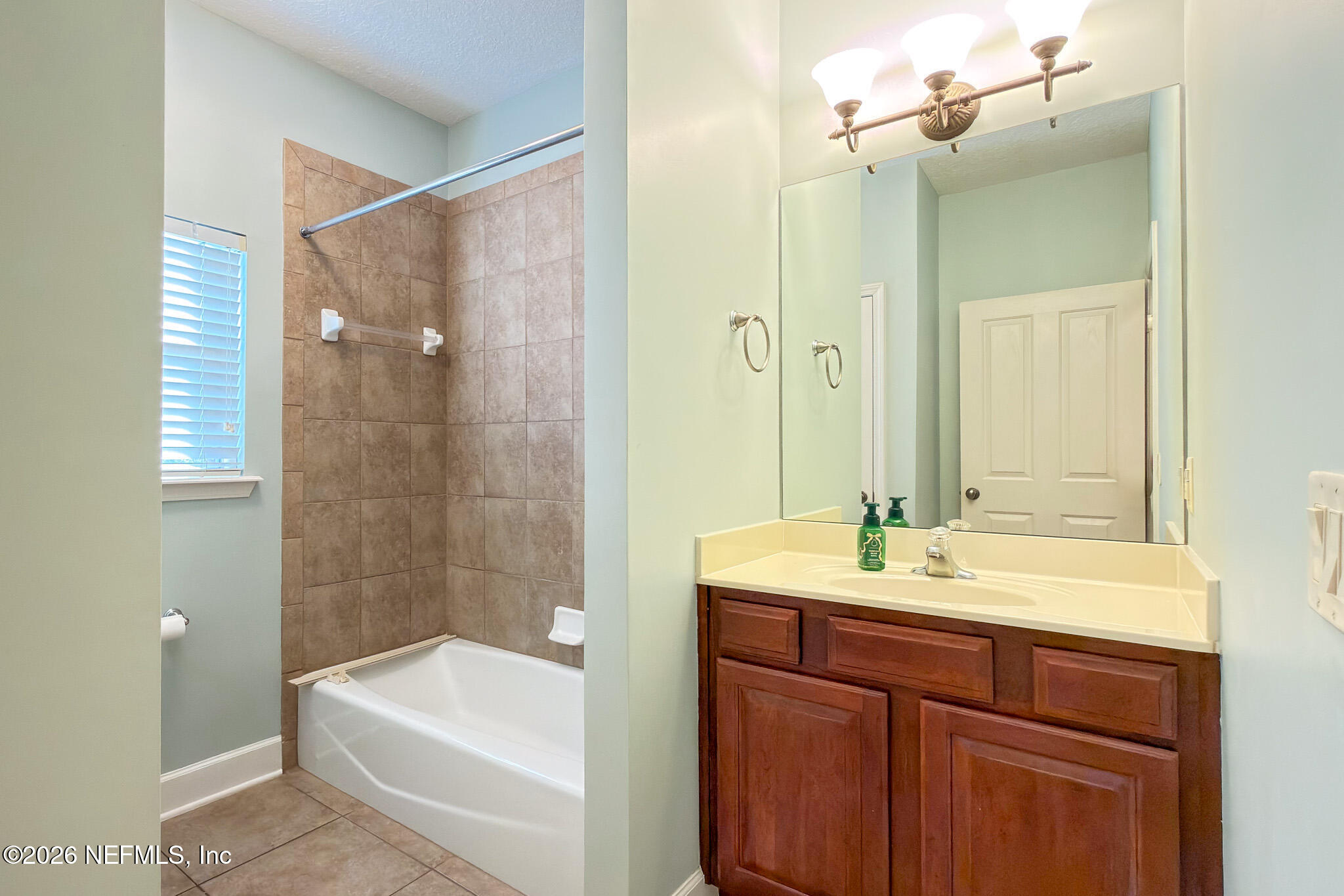 226 Towers Ranch Drive St. Augustine, FL 32092 - Photo 27 of 36 Bathroom 2