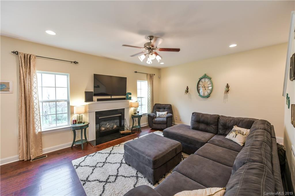 1800 Millwood Road Lancaster, SC 29720 - Photo 5 of 32 Gallery Image 5