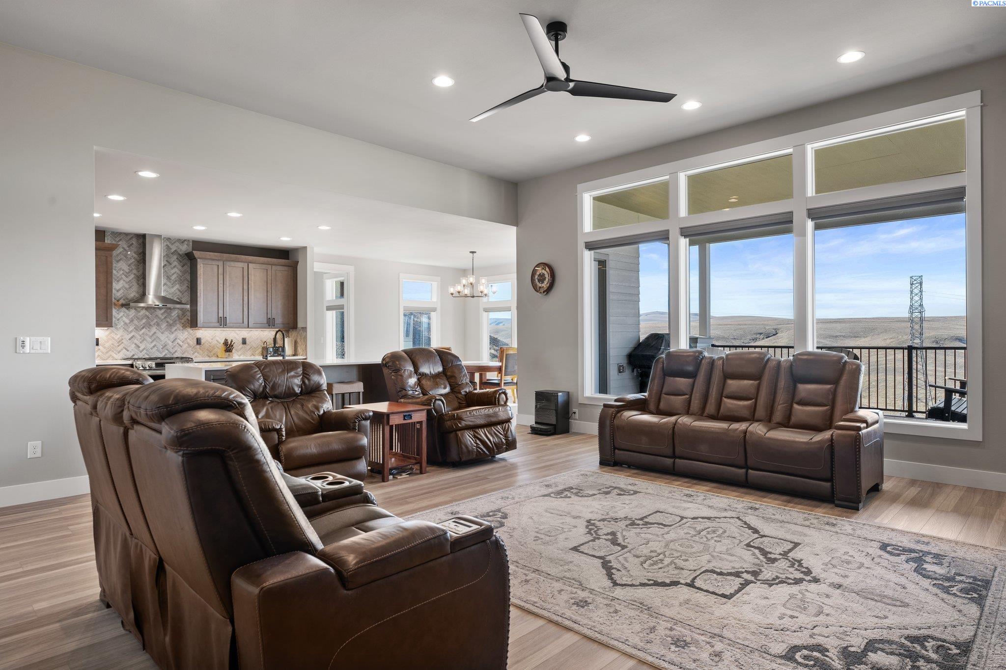 4876 South Reed Street Kennewick, WA 99337 - Photo 7 of 50 Gallery Image 7