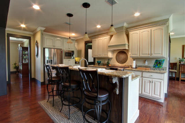 7696 Lake Boulevard Daphne, AL 36527 - Photo 11 of 33 kitchen