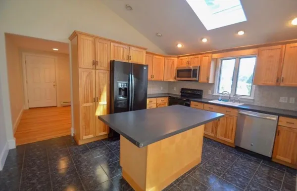 $3,850 | 0 Asbury Street, Unit 1, Topsfield, MA 01983