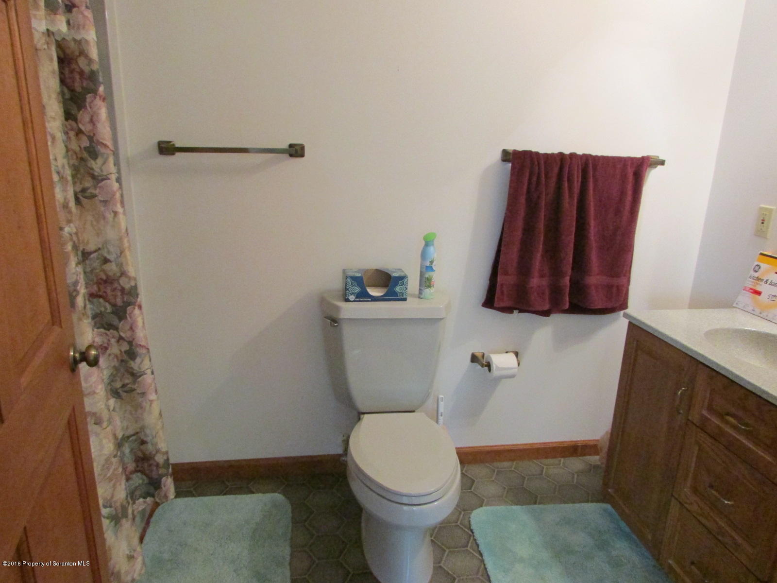 229 Lake Road Thompson, PA 18465 - Photo 15 of 36 Gallery Image 15