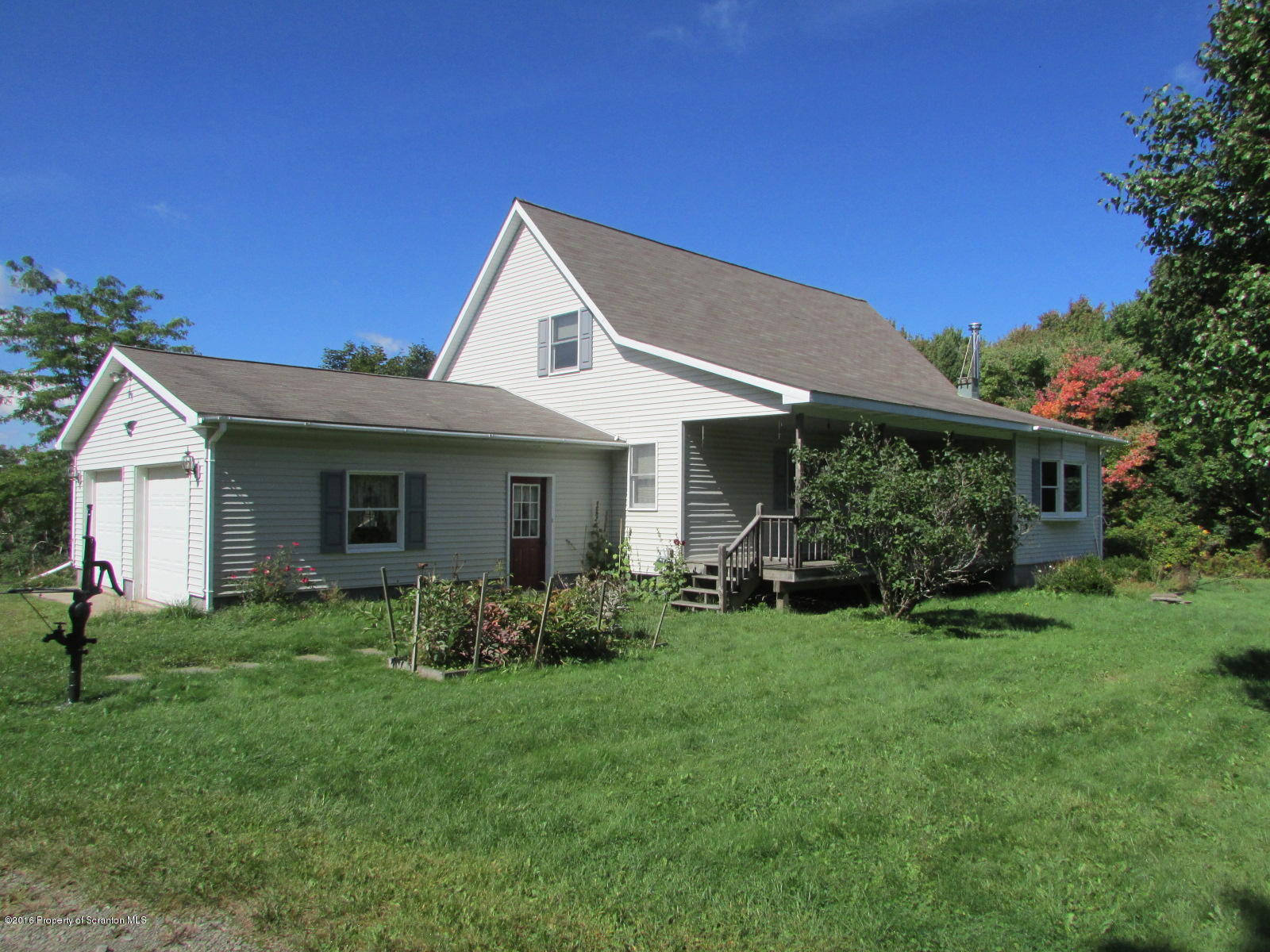 229 Lake Road Thompson, PA 18465 - Photo 21 of 36 Gallery Image 21