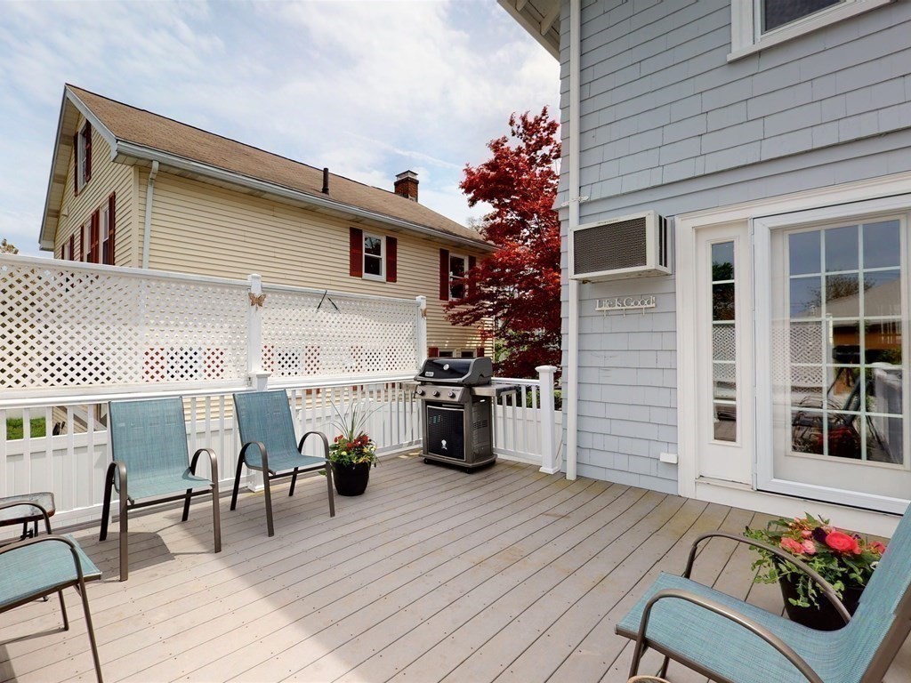 21 Hamblin Road Waltham, MA 02453 - Photo 34 of 37