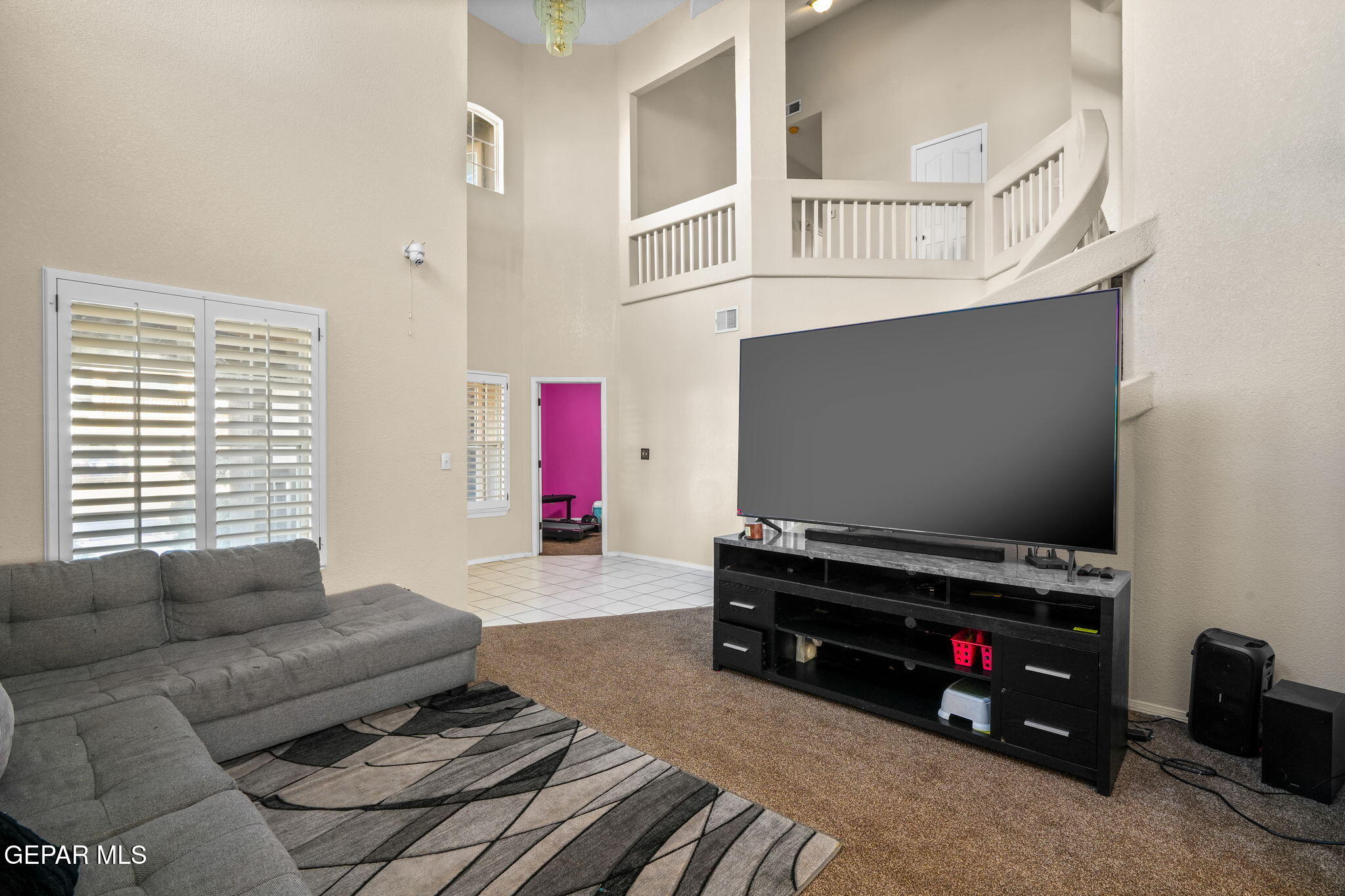2013 Shadow Ridge Drive El Paso, TX 79938 - Photo 11 of 78 2013 Shadow Ridge Dr-10