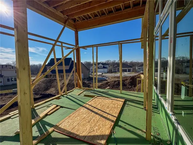 $886,232 | 22077 West 99th Terrace, Lenexa, KS 66220