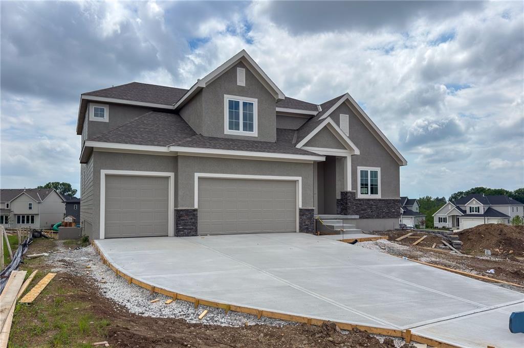 22077 West 99th Terrace Lenexa, KS 66220 - Photo 3 of 80
