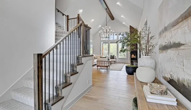 $886,232 | 22077 West 99th Terrace, Lenexa, KS 66220